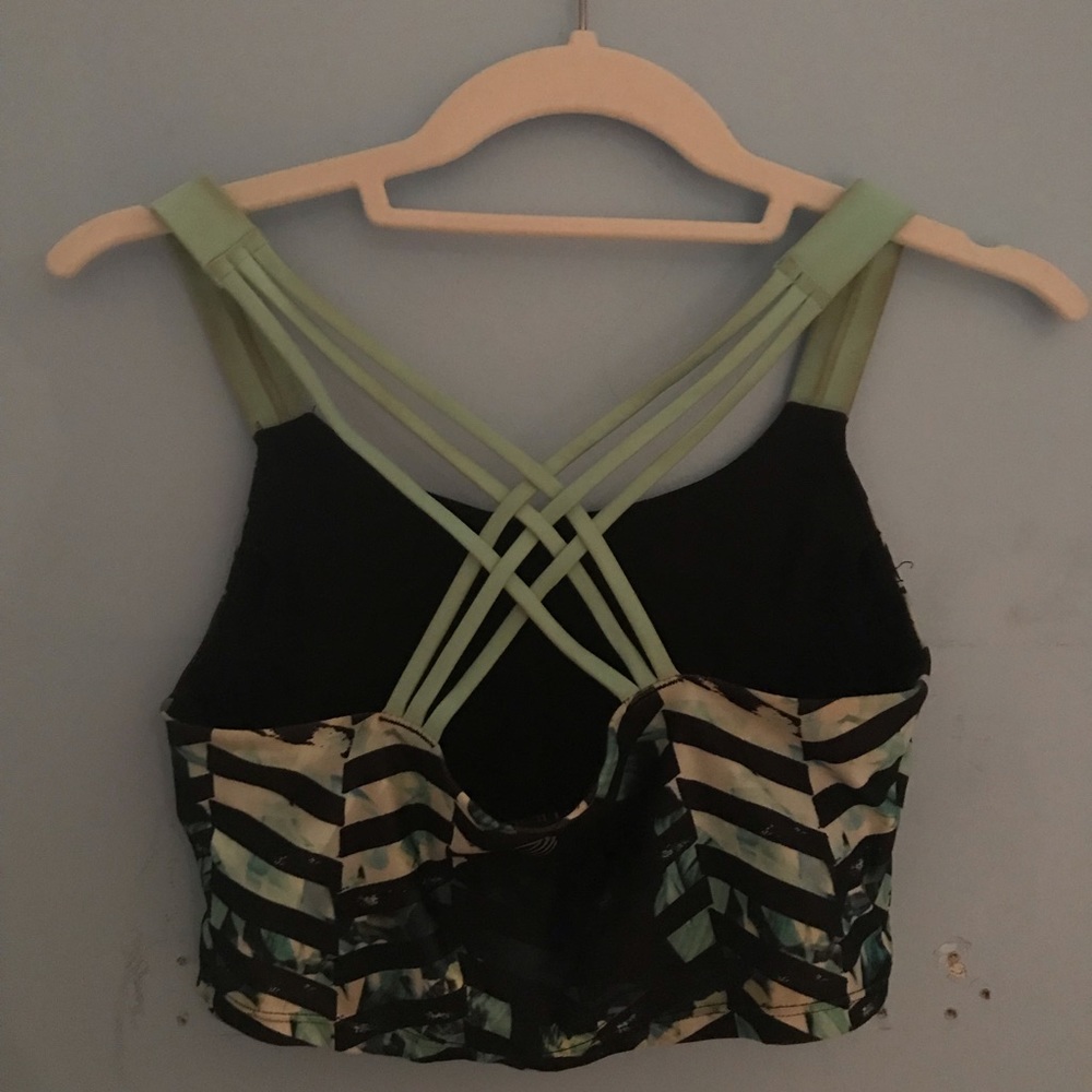 Stylish sports bra 🏃‍♀️